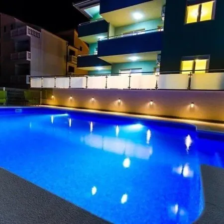 Apartment Mali San Trogir