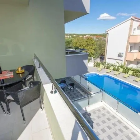 Mali San Apartment
